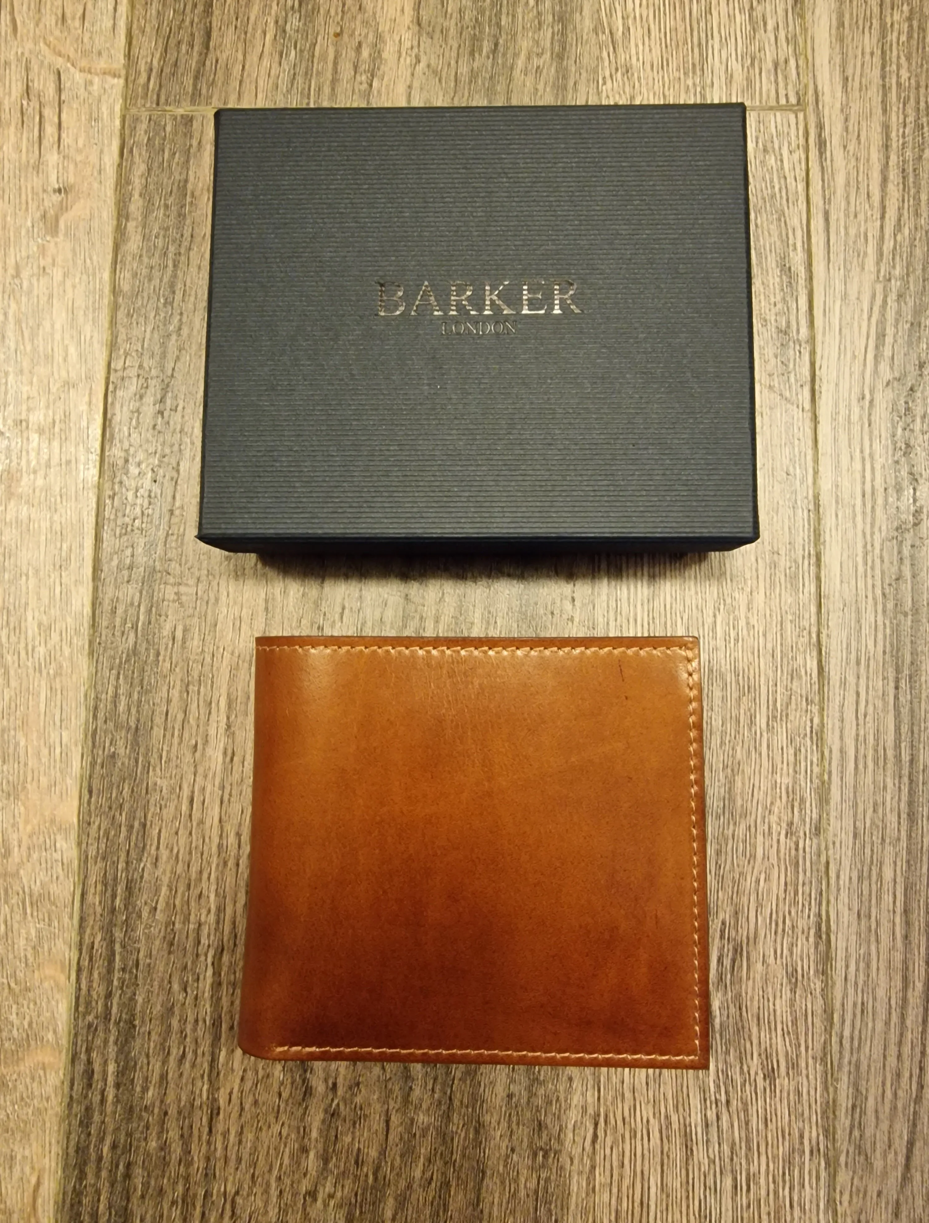 Barkers Shoes Bifold "One Stripe" Wallets