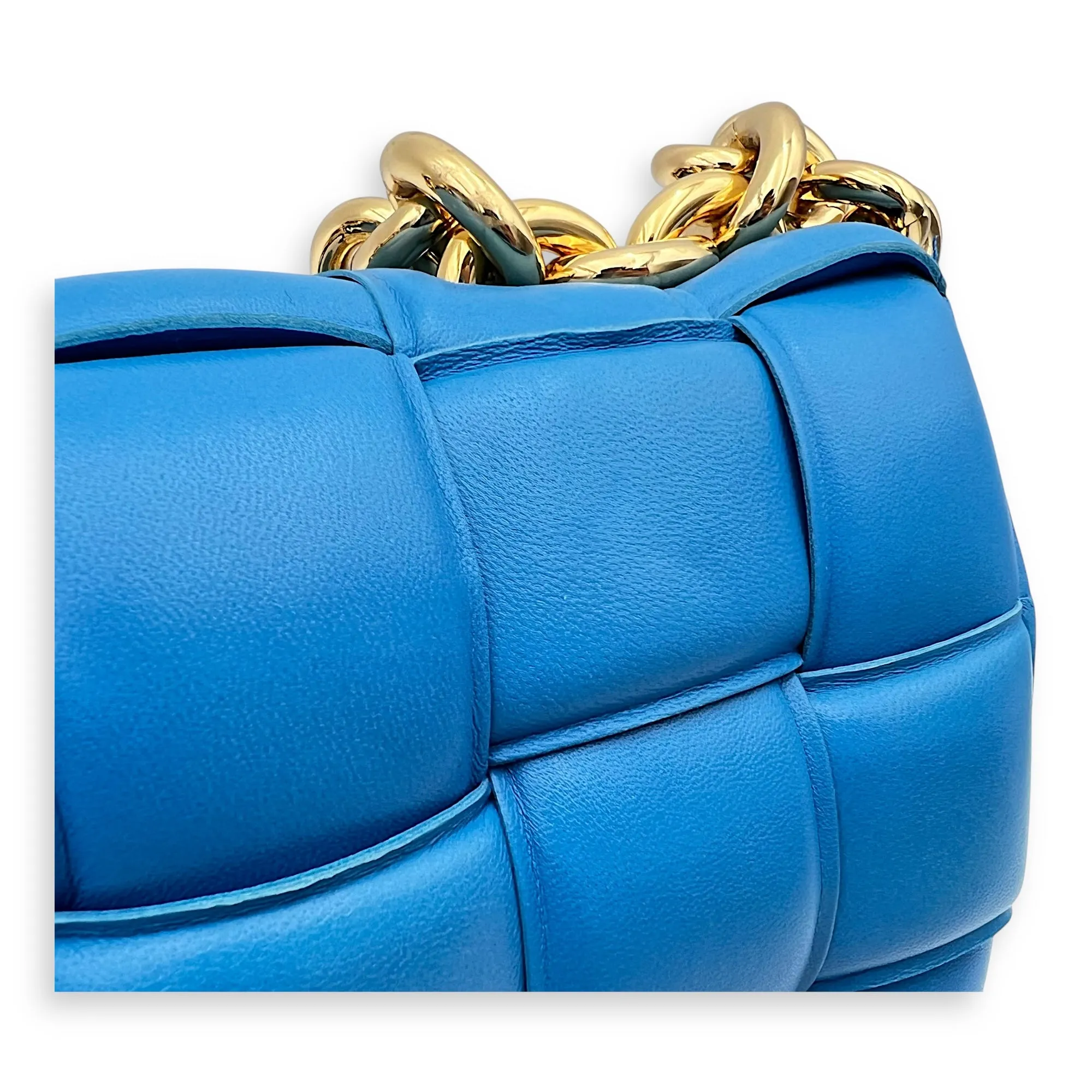 Cassette Crossbody Bag Blue in Lambskin, Gold hardware