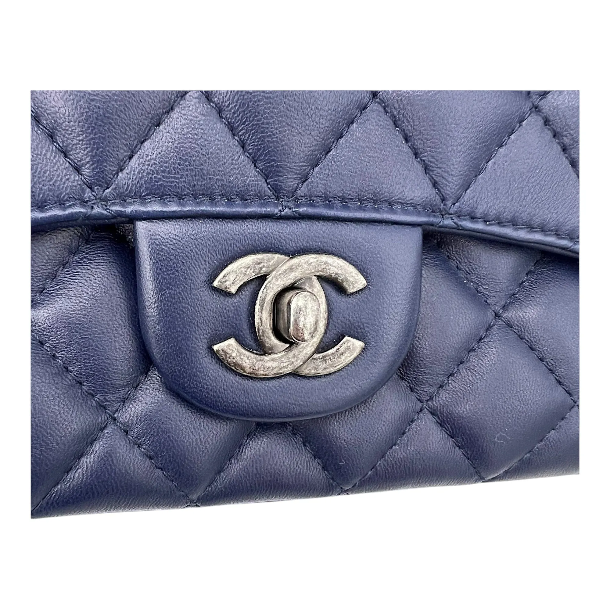 Chain Flap Blue Crossbody Bag in Lambskin, Ruthenium hardware