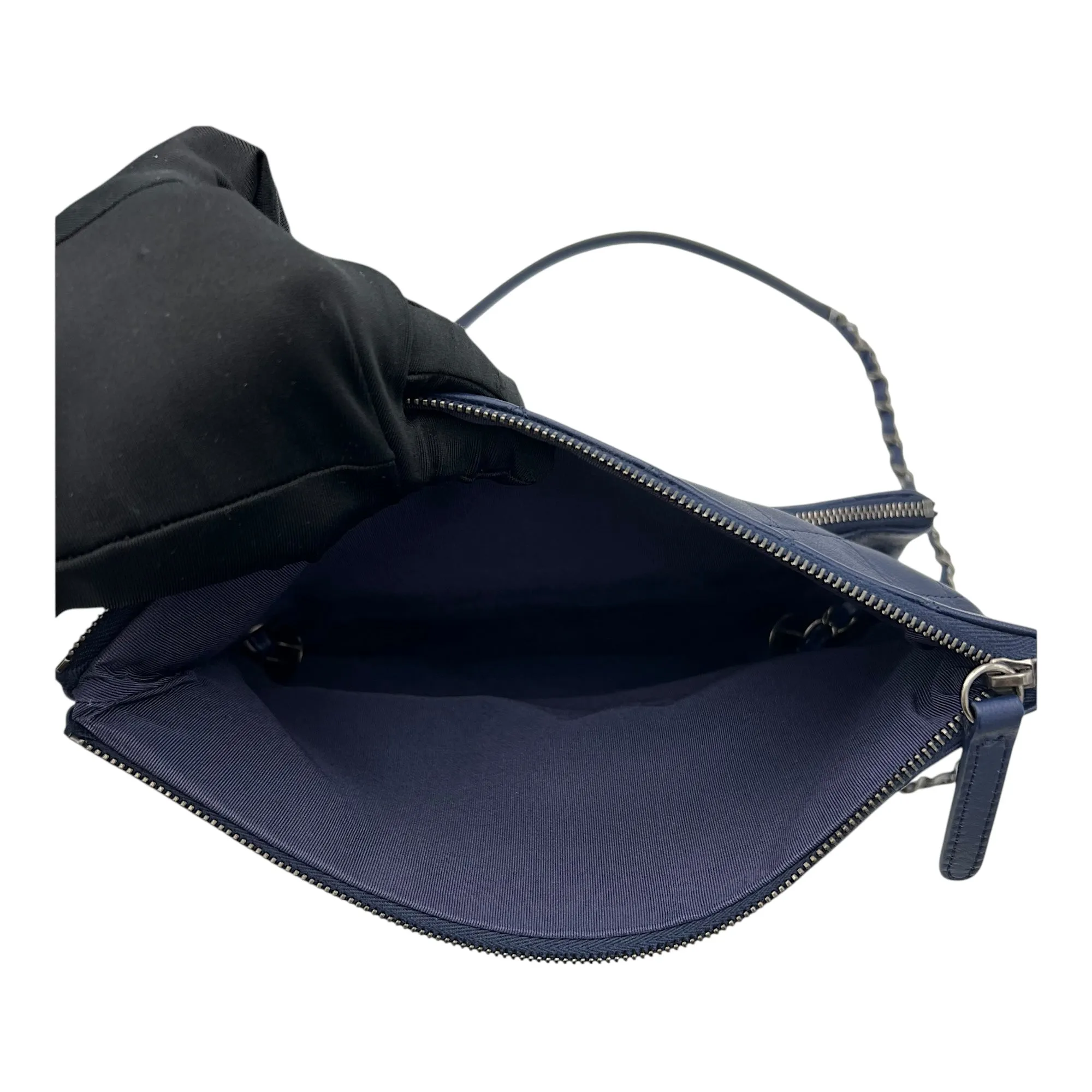 Chain Flap Blue Crossbody Bag in Lambskin, Ruthenium hardware