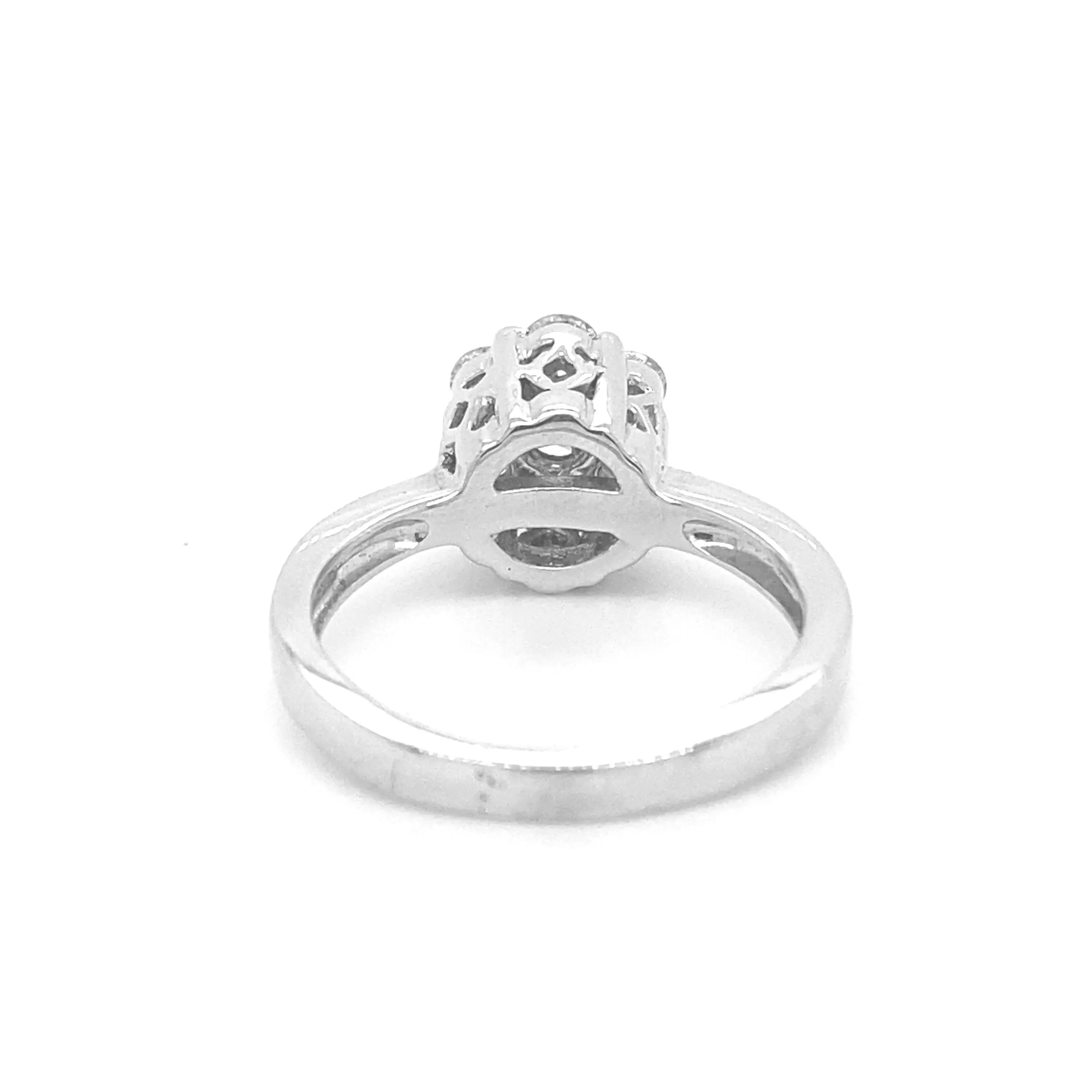Diamond  Flower Ring White Gold R059