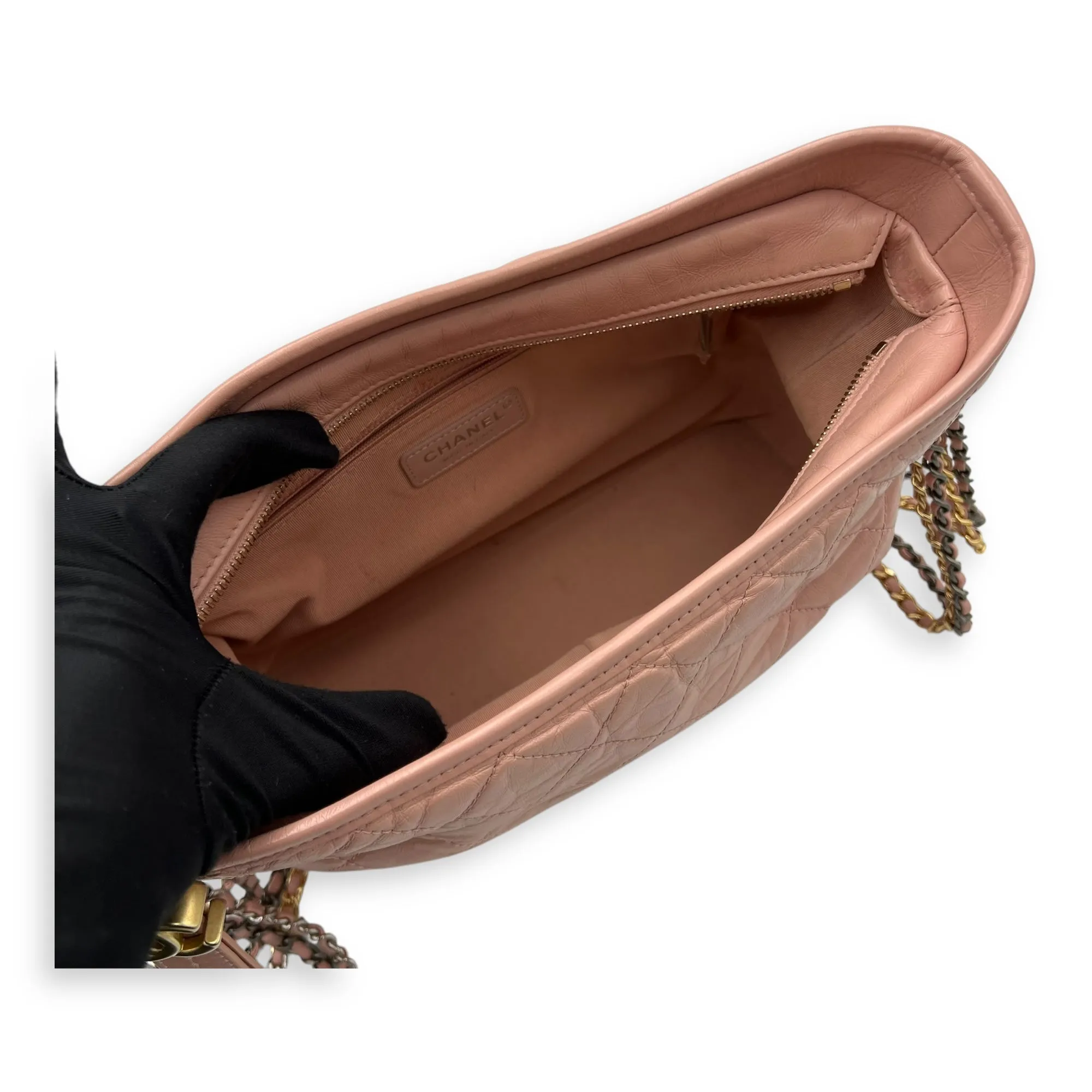 Gabrielle Crossbody Bag Medium Pink in Calfskin, Gold hardware