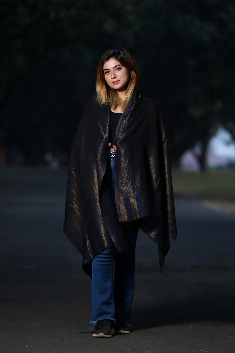 MESMERIZING NAVY BLUE COLOUR ZARI  KASHMIRI STOLE DEFINES FEMINISM AND ENHANCES SOPHISTICATION