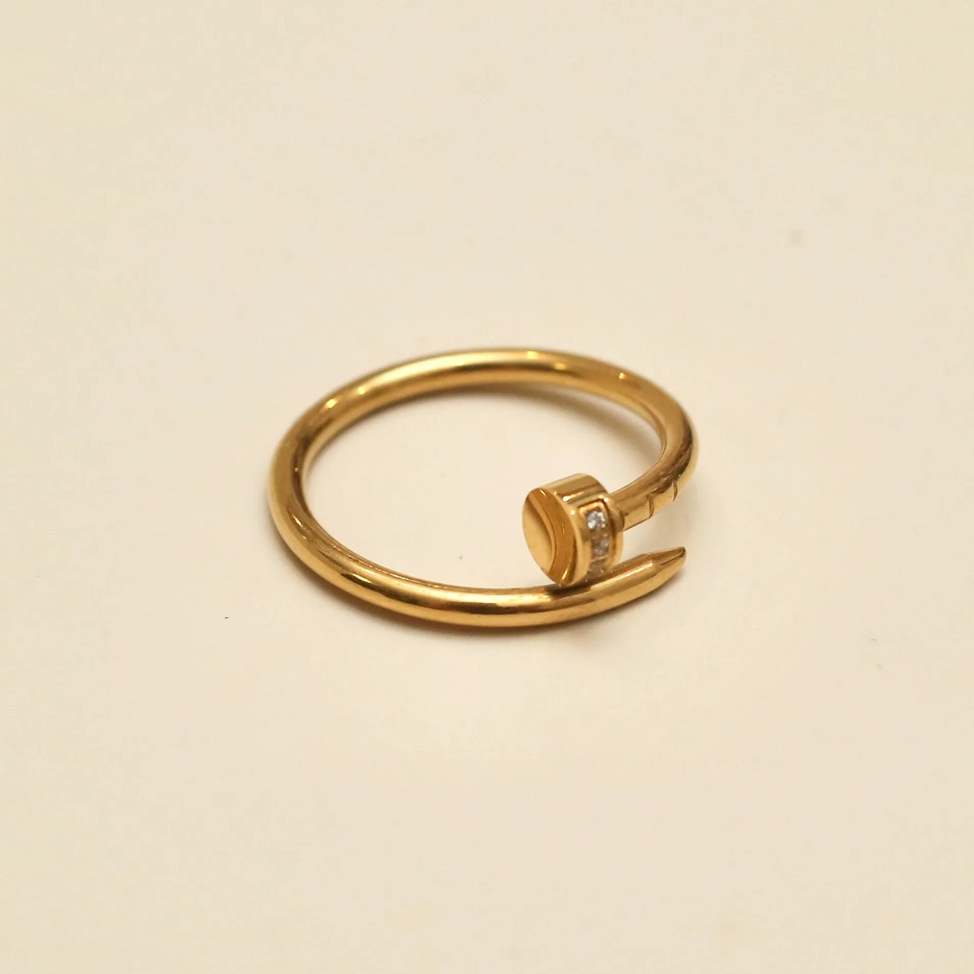 Nail Ring