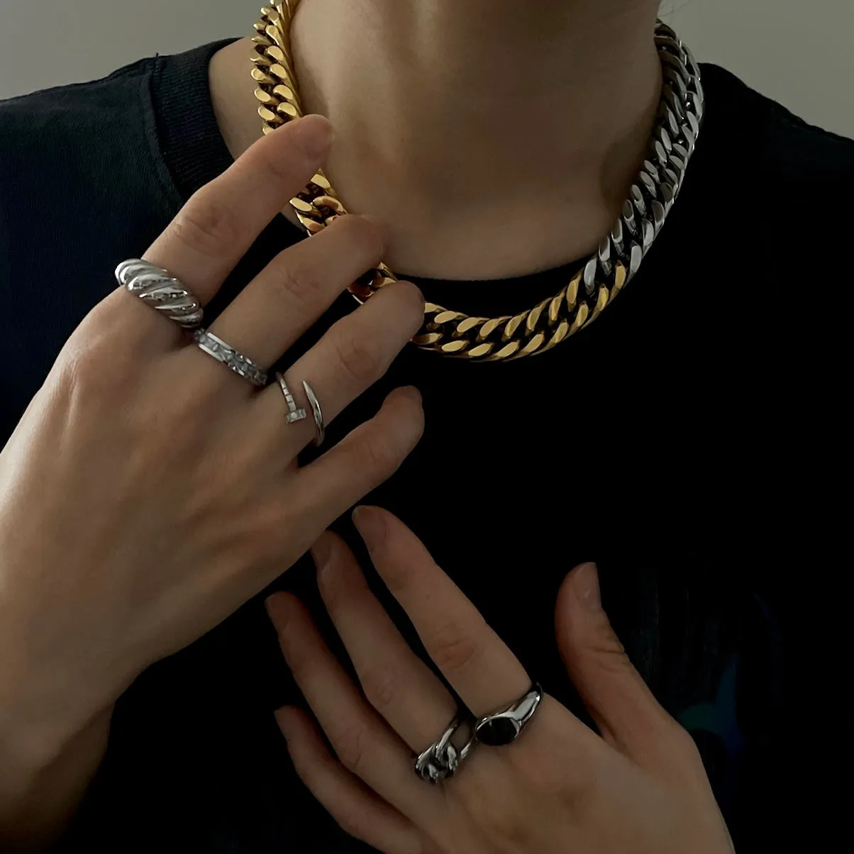 Nail Ring