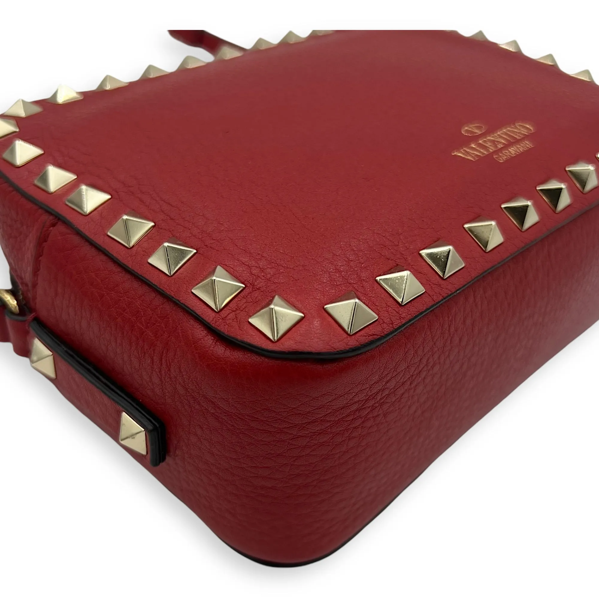 Rockstud Crossbody Bag Red in Calfskin, Silver hardware