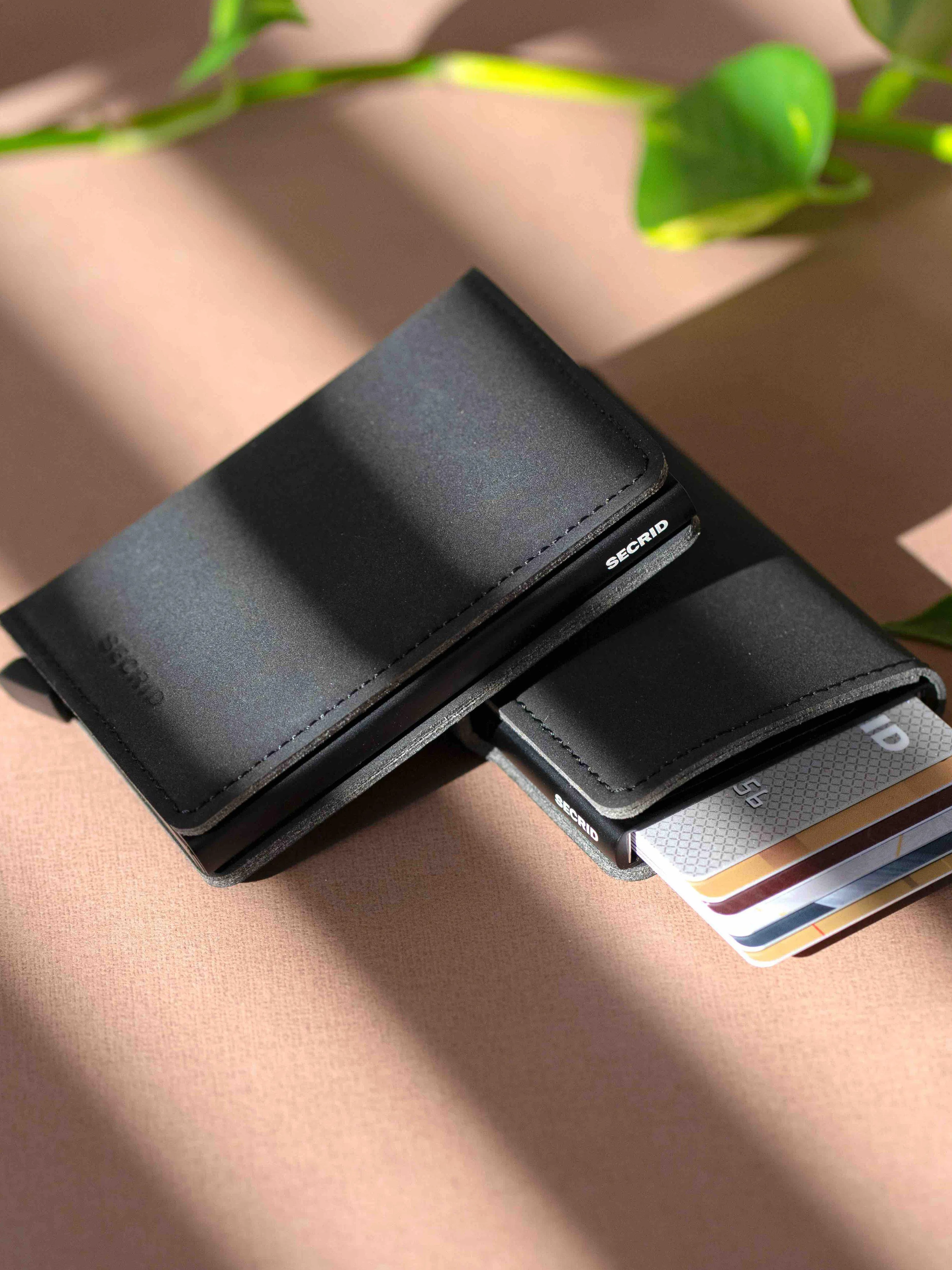 Secrid Slimwallet Crisple Black