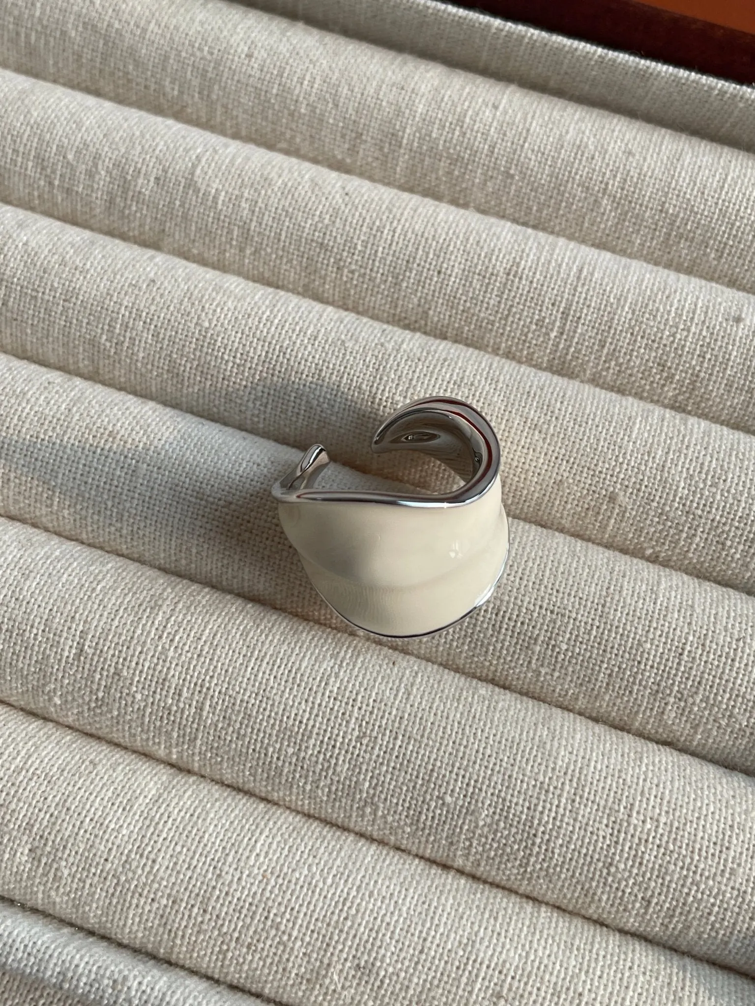 White Enamel Scroll Leaf Wide Open Ring