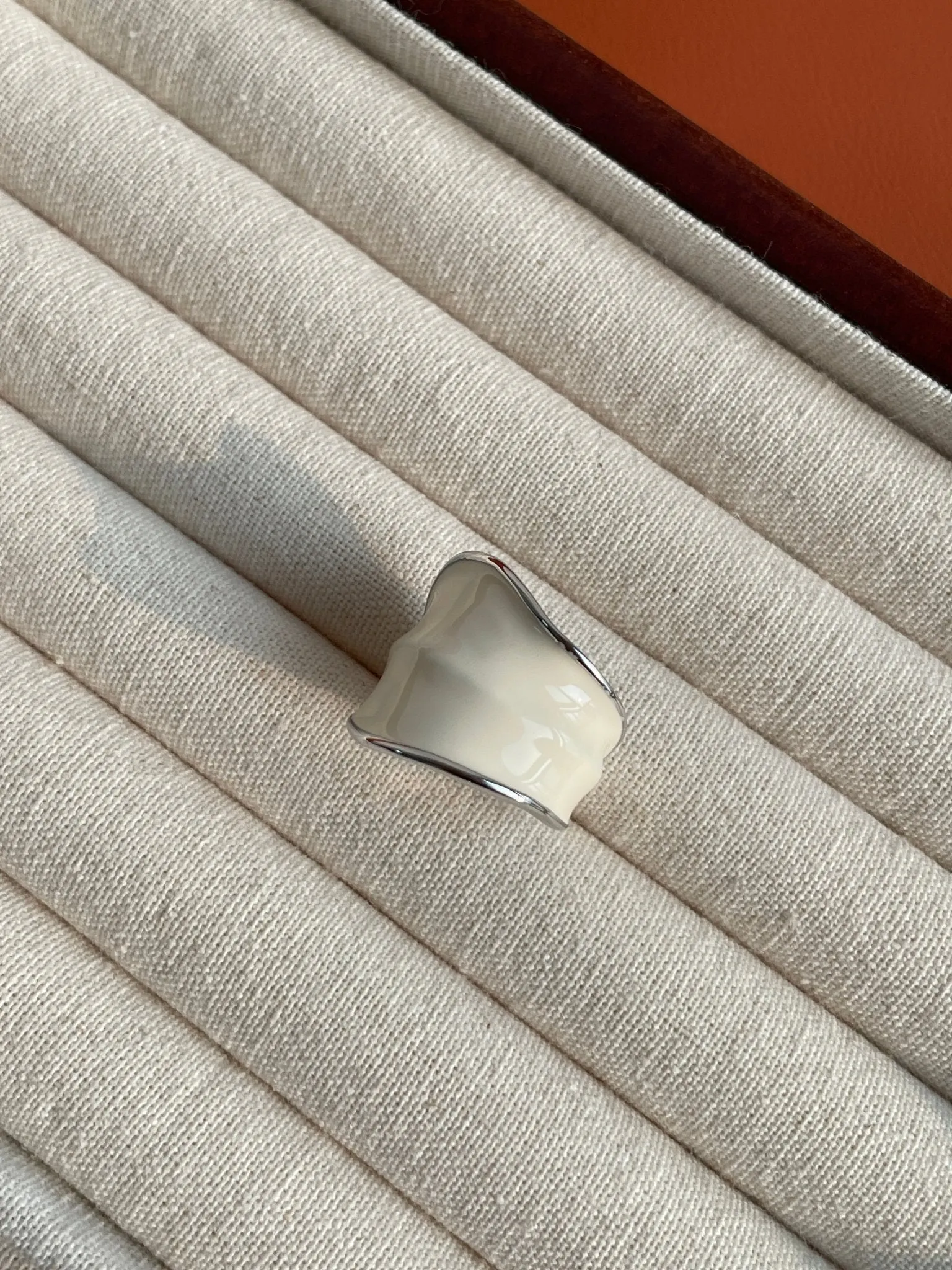 White Enamel Scroll Leaf Wide Open Ring